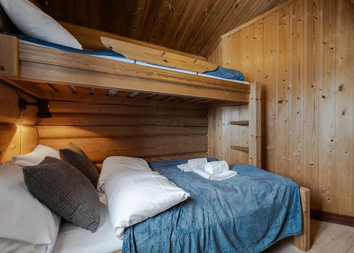 øynebråten Støl, Golsfjellet Feriehus